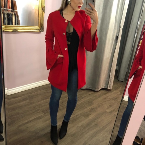 Red 3/4 bell sleeve blazer/jacket. - Picture 2 of 2